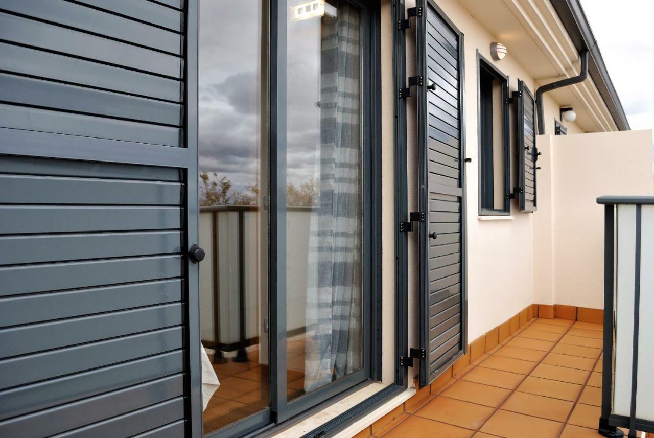 Chalet Adosado De Lujo Para 6 Personas En Golf Panoramica - Internet Fibra Gratis San Jorge  Eksteriør billede