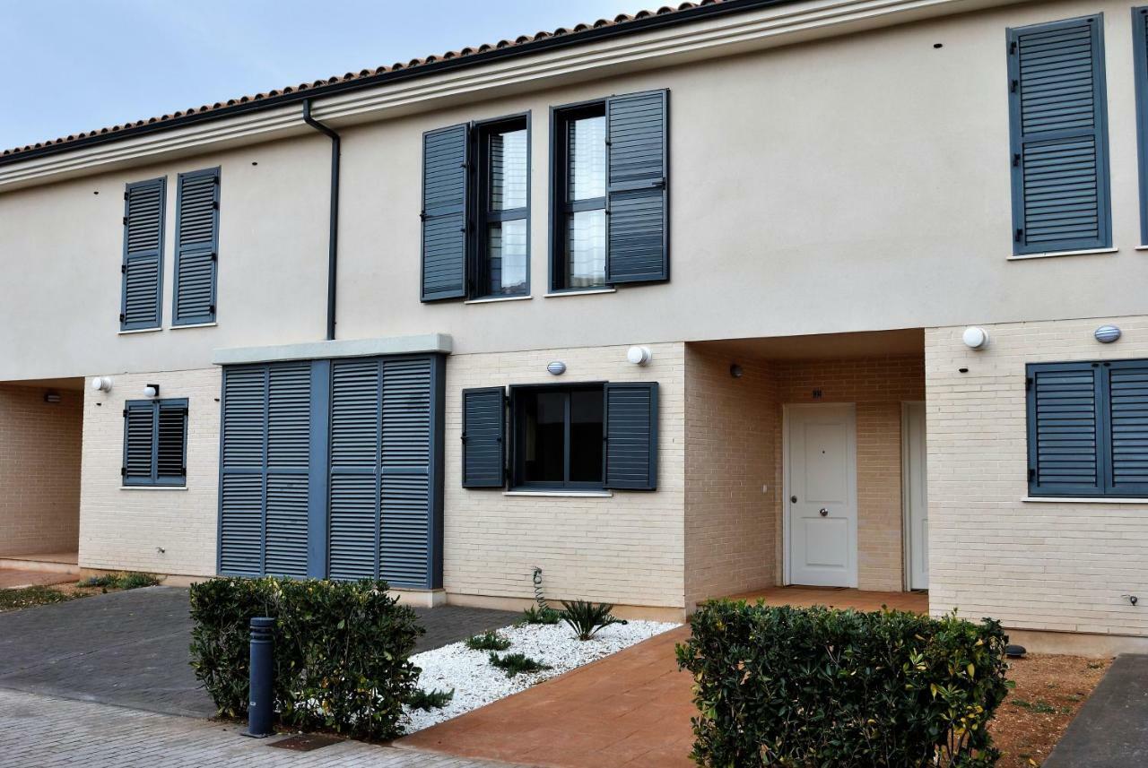 Chalet Adosado De Lujo Para 6 Personas En Golf Panoramica - Internet Fibra Gratis San Jorge  Eksteriør billede